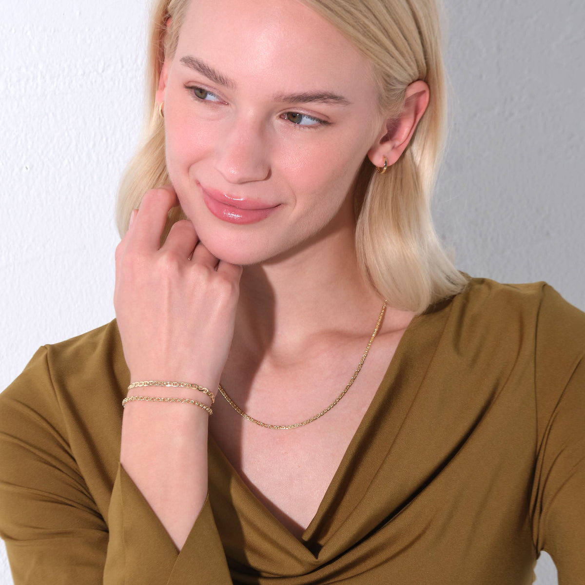 Loop Chain Gold Bracelet Solid Gold