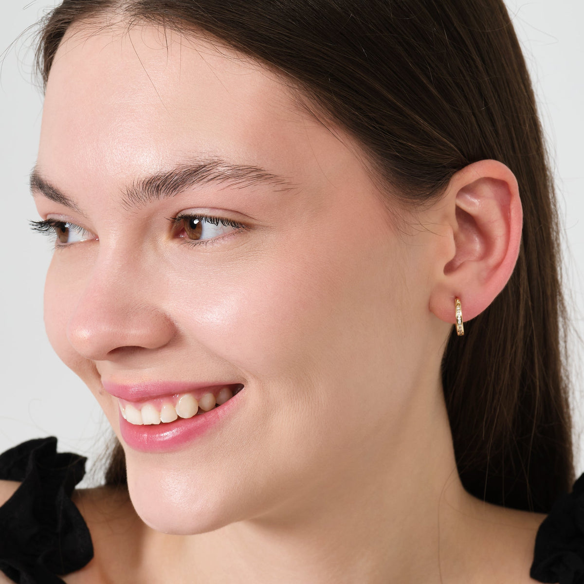 Pavé Fluted Hoop Earrings 14K Solid Gold