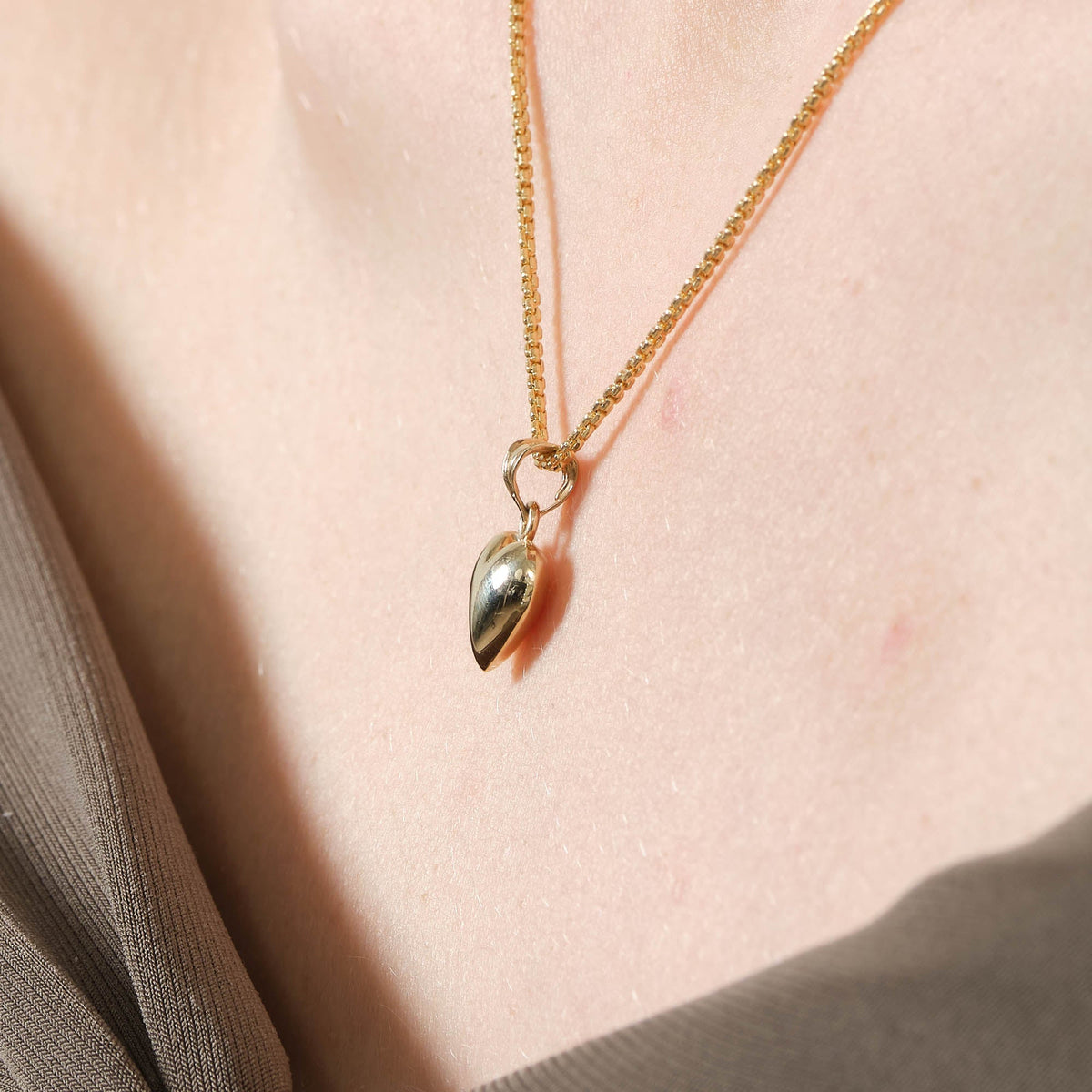 Puffy Heart Pendat Solid Gold