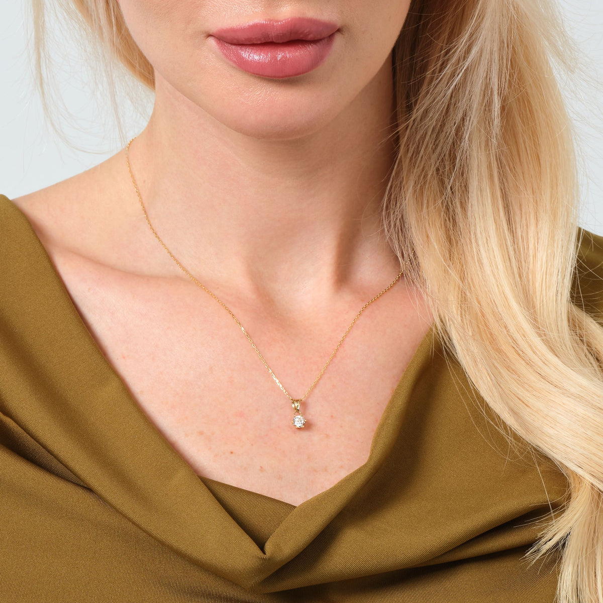 Solitaire 6 Prong Pendant Solid Gold