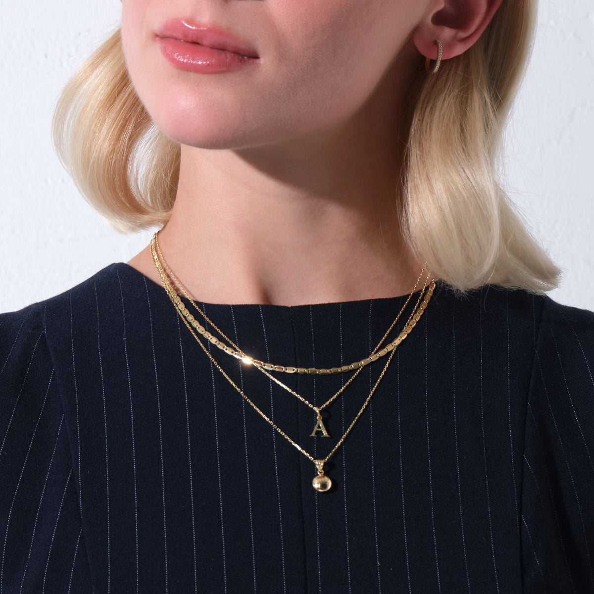 Puffed Round Pendant Solid Gold